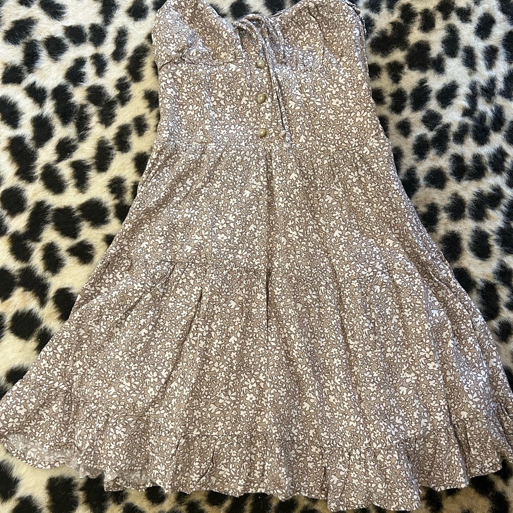 Floral strapless dress